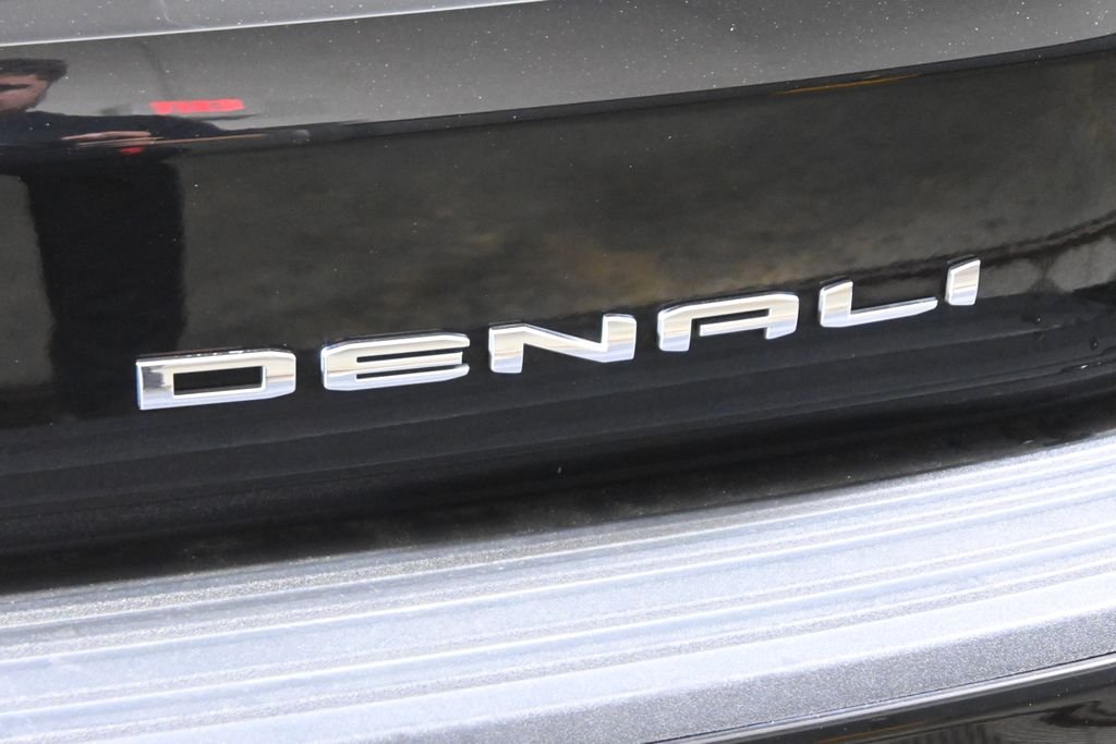2024 GMC Yukon Denali Ultimate - Photo 45