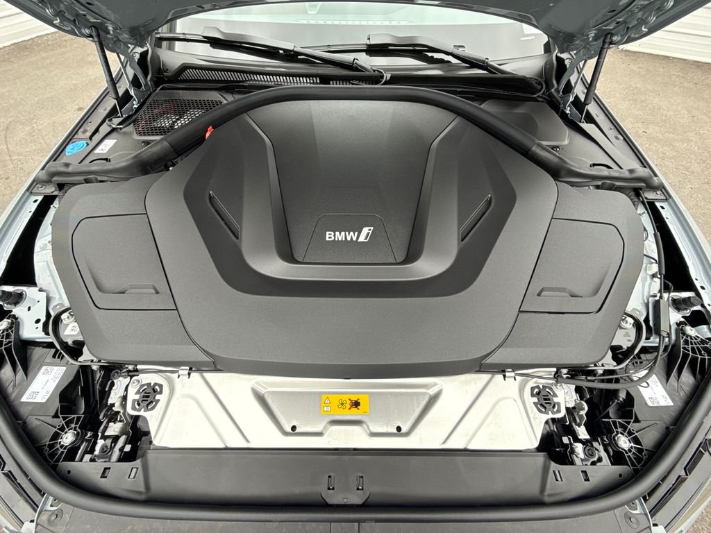 New 2026 Brooklyn Grey Metallic BMW eDrive40 image 8