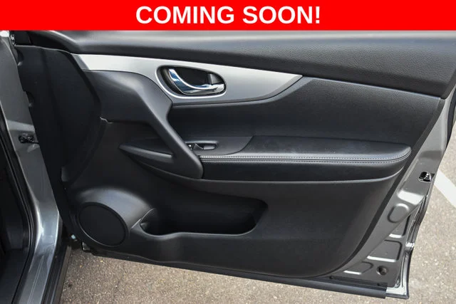 Used 2020 Gray Nissan SV image 21