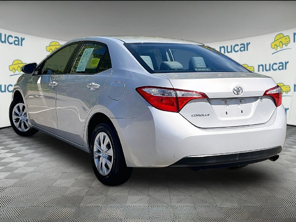 Used 2015 Silver Toyota L image 4