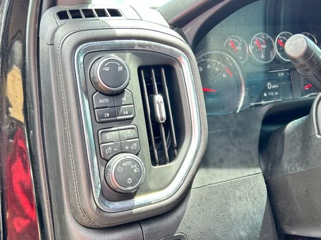 Used 2019  Chevrolet LT Trail Boss image 31