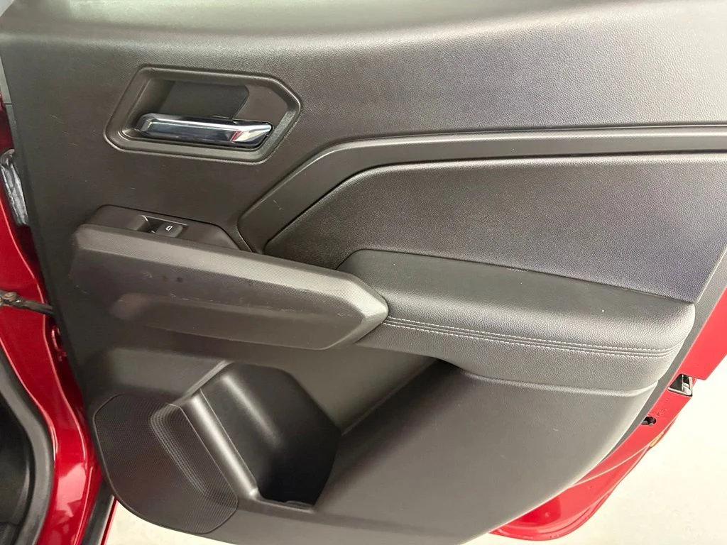 Used 2024 Red Chevrolet LT image 40