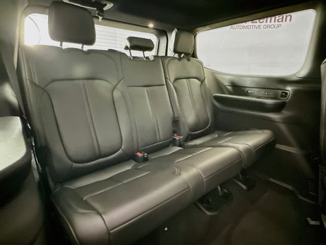 New 2026 High Gloss Black Exterior Paint Jeep Upland image 29