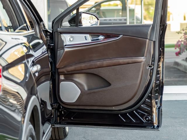 Used 2016 Dark Brown Lincoln Black Label image 25