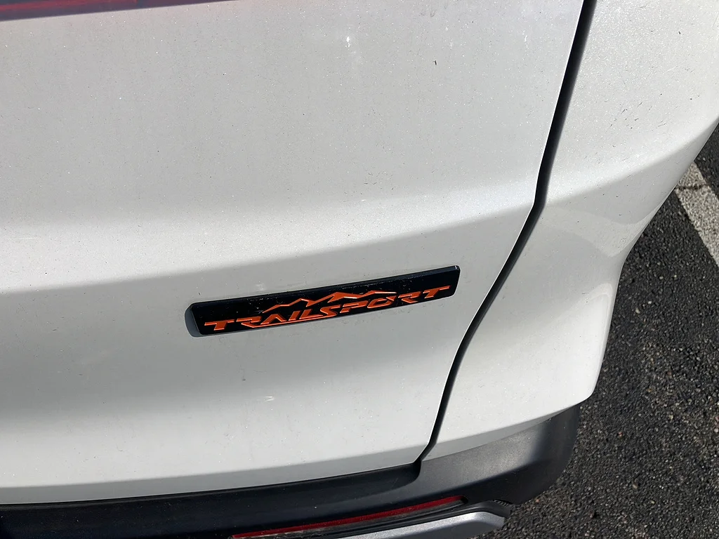 Certified Used 2026 Platinum White Pearl Honda TrailSport image 6