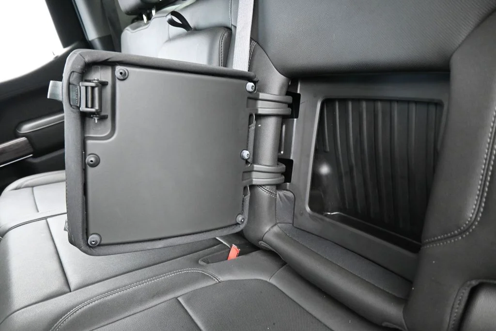 Used 2022 Iridescent Pearl Tricoat Chevrolet LTZ image 37