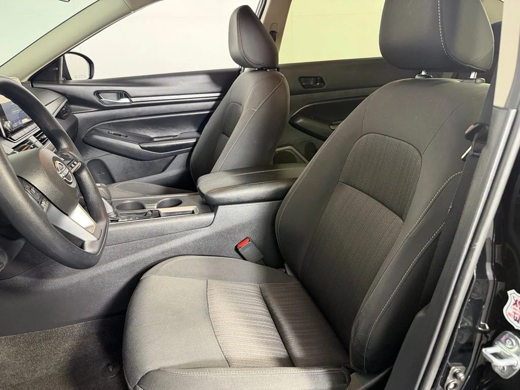 Certified Used 2025 Black Nissan 2.5 SV image 21