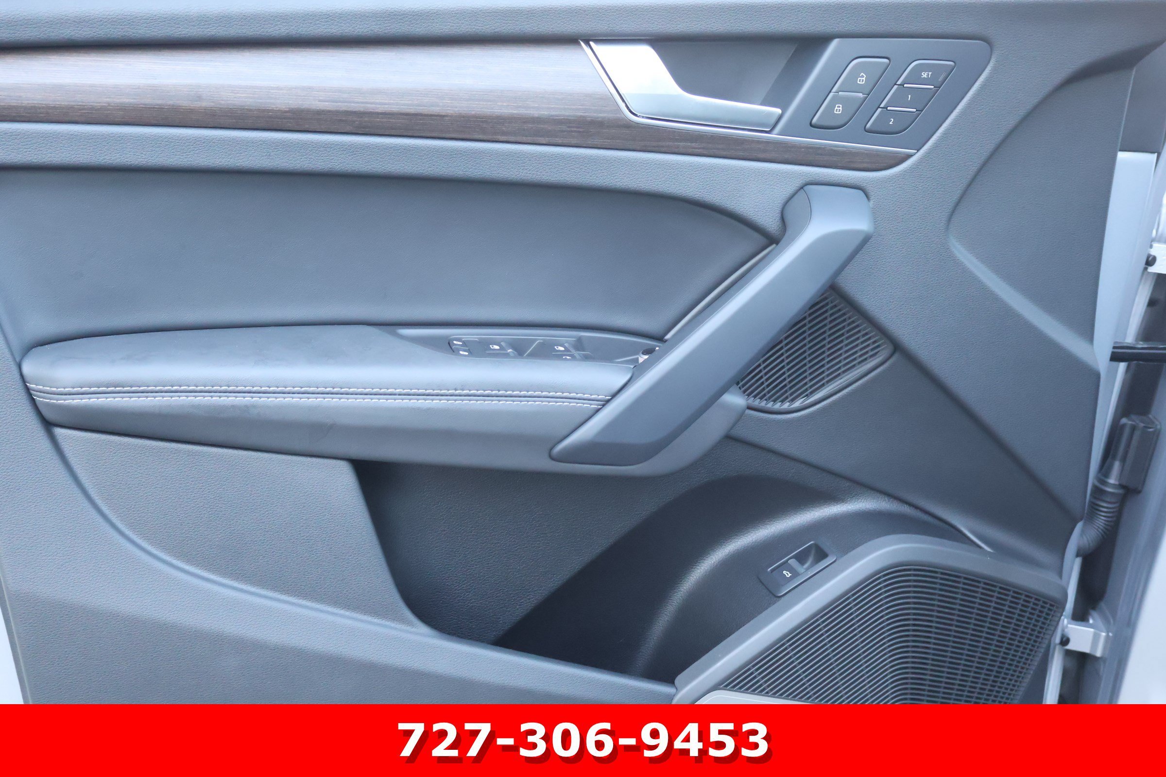 Used 2025 Florett Silver Metallic Audi S line Premium Plus image 10