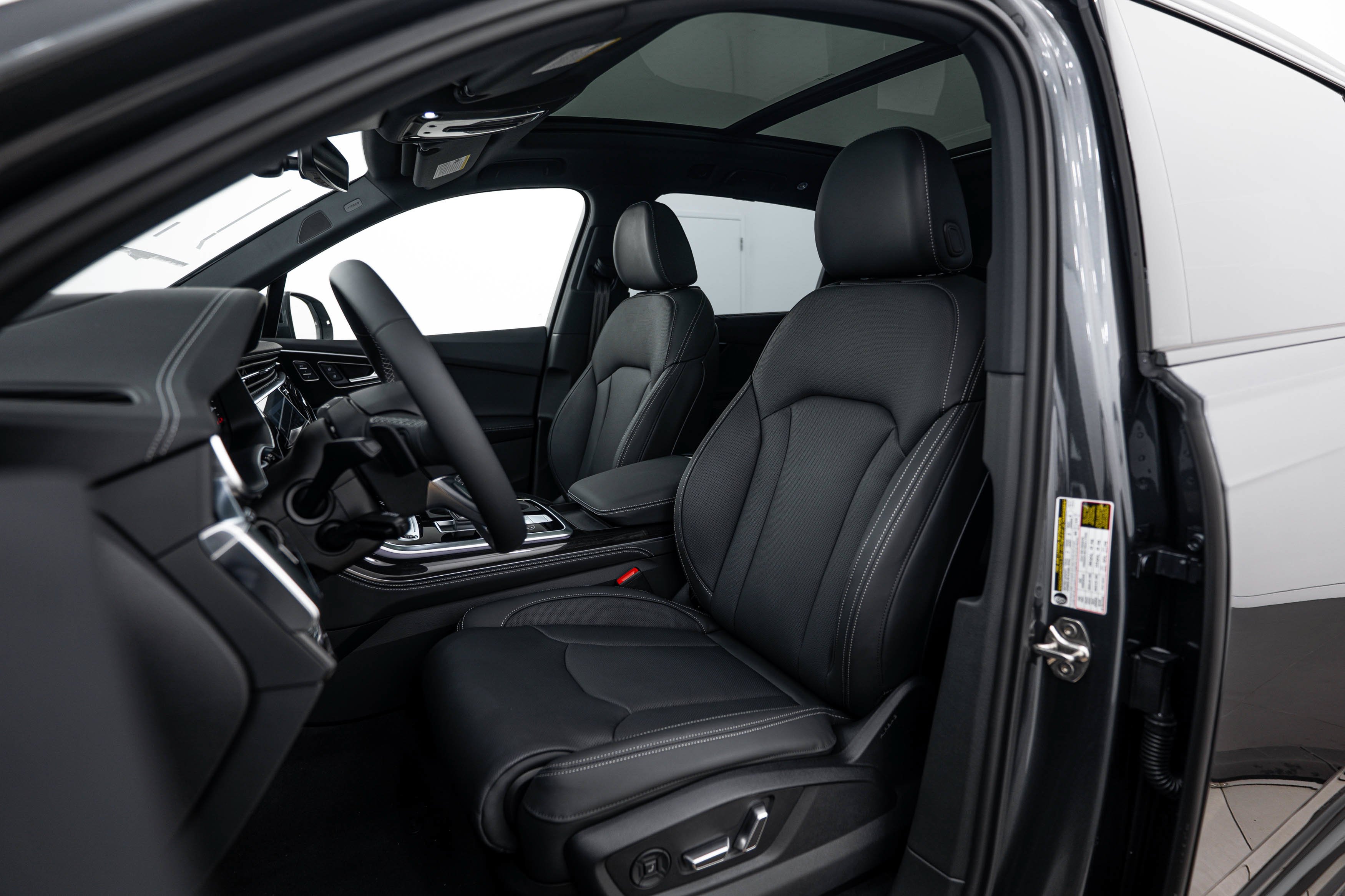 New 2026 Daytona Gray Audi S line Prestige image 16
