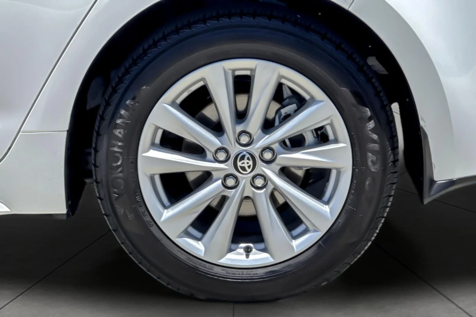 Certified Used 2025 Ice Cap Toyota SE image 25