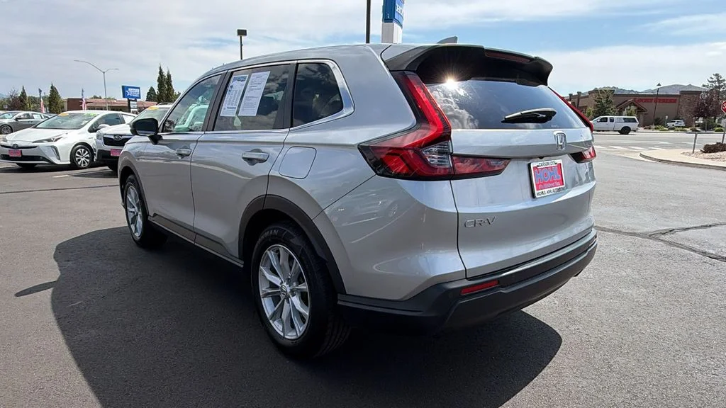 Used 2023 Silver Metallic Honda EX-L image 5
