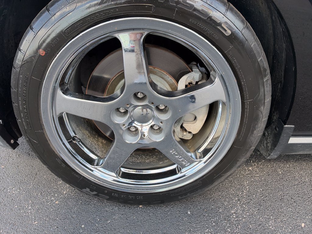 Used 2011 Black Ford GT Premium image 10