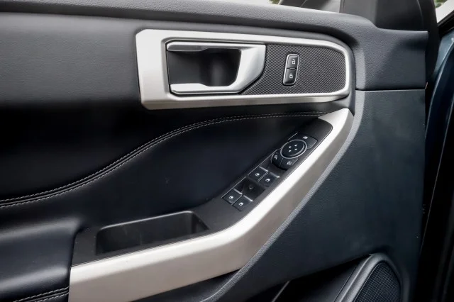 2023 Ford Explorer XLT - Photo 15
