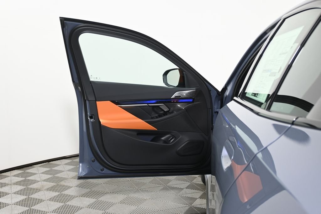 New 2026 Storm Bay Metallic BMW Base image 29