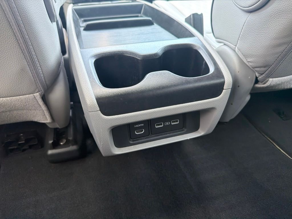 2024 Honda Odyssey Elite - Photo 41