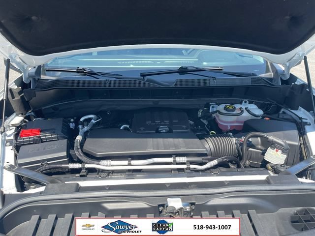 Used 2023 SUMMIT WHITE Chevrolet LT image 19