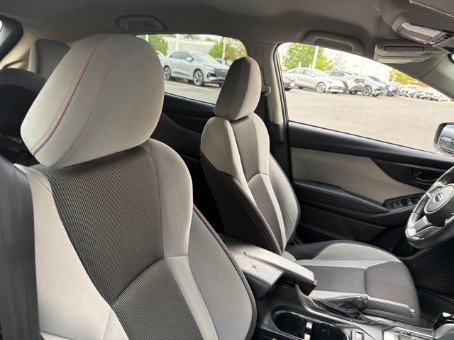 Used 2018 Gray Subaru 2.0i Premium image 11