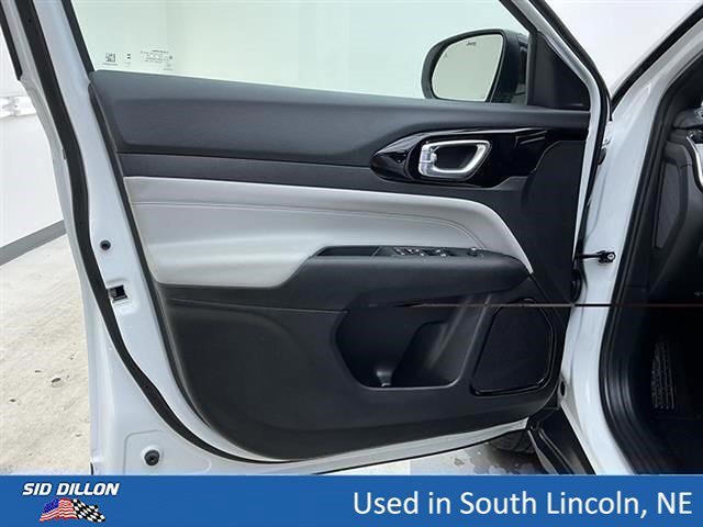 Used 2024 Bright White Clea Jeep Limited image 15