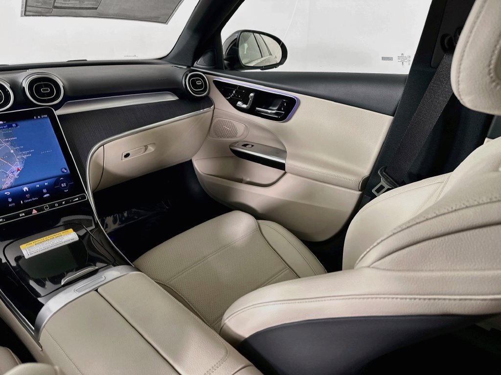 New 2027 Black Mercedes-Benz C 300 image 24