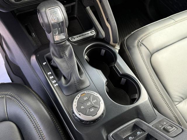 New 2026 Oxford White Ford Badlands® image 23