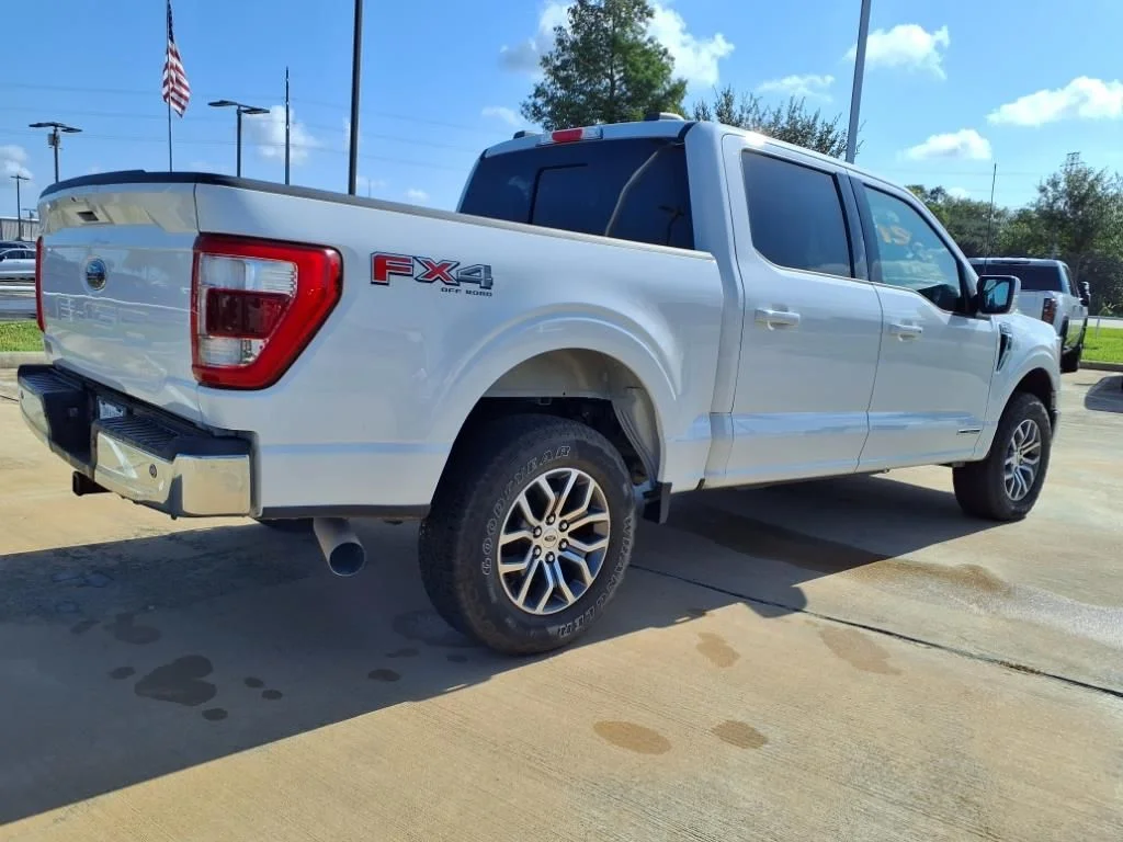 Used 2021 White Ford Lariat image 2