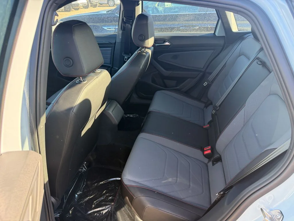 New 2026 Monument Gray w/Dp Blk Rf Volkswagen 2.0T Autobahn image 26
