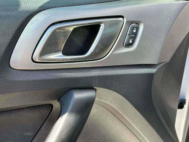 Used 2019 Silver Ford XLT image 27