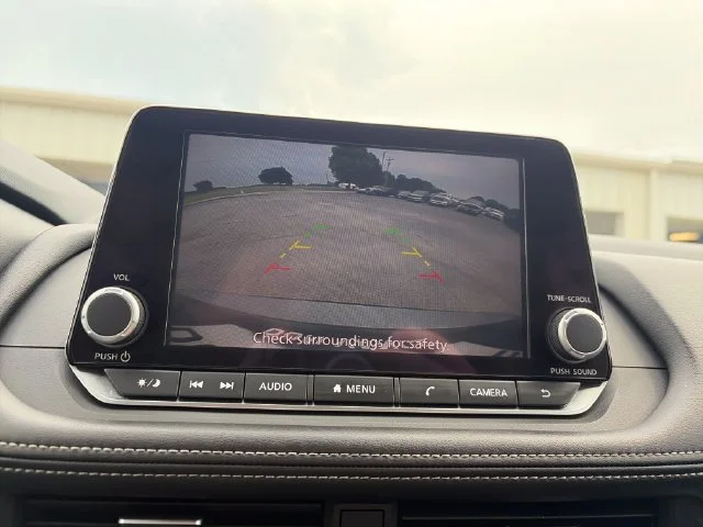 2025 Nissan Rogue SV - Photo 20