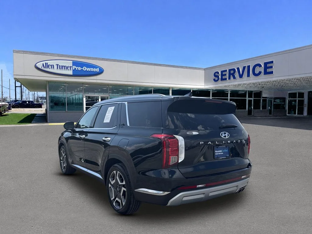 Used 2023 Abyss Black Pearl Hyundai Limited image 6