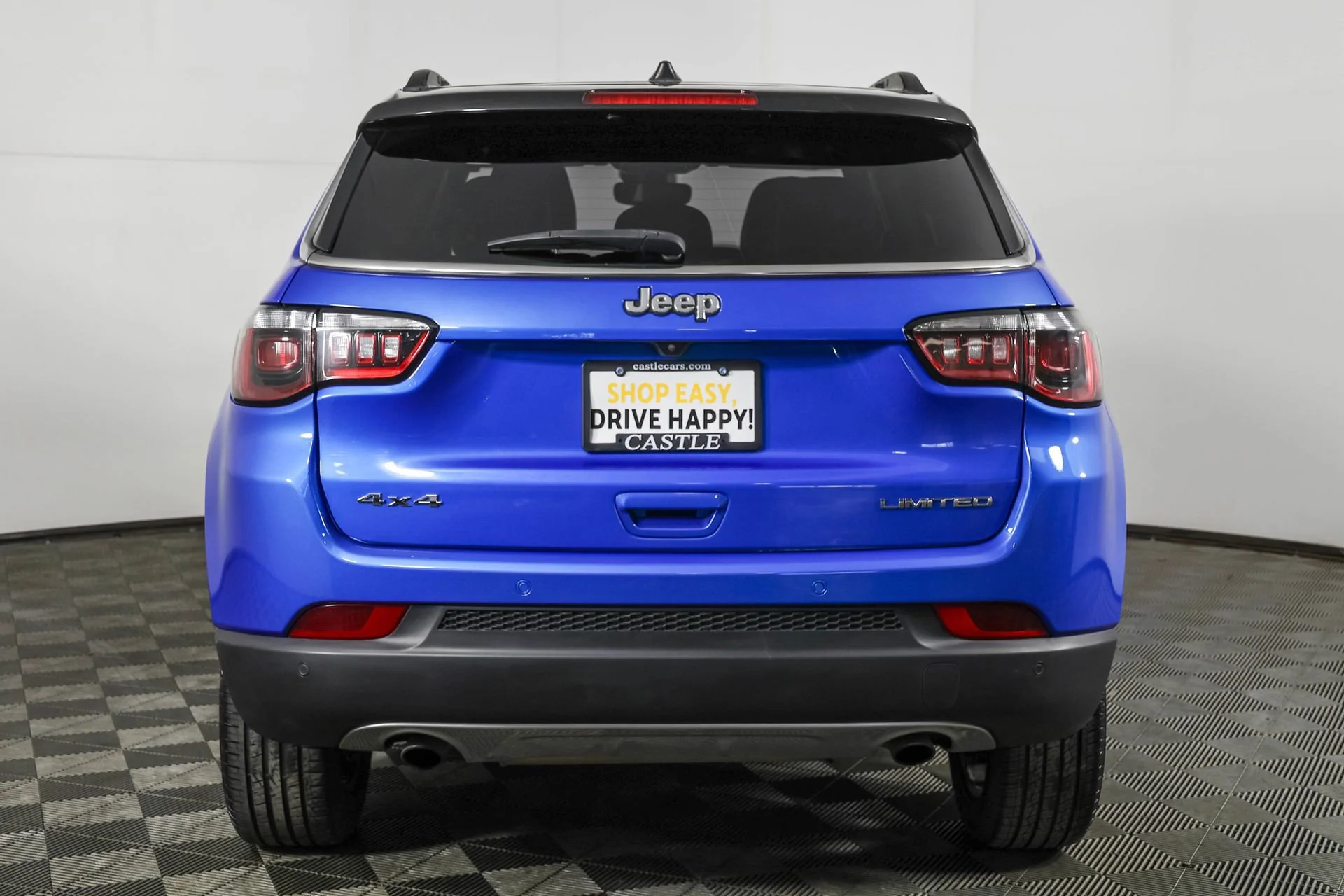 Used 2023 Blue Jeep Limited image 16