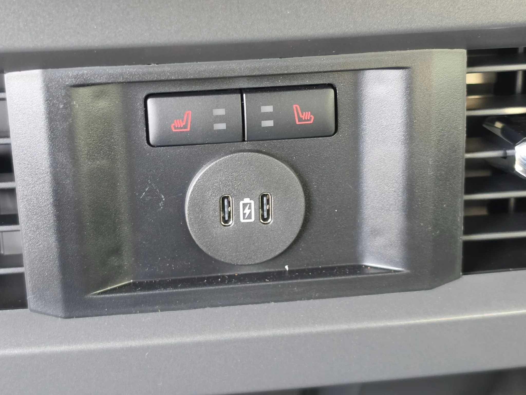 New 2026 Agate Black Metallic Ford F-250® Lariat® image 10