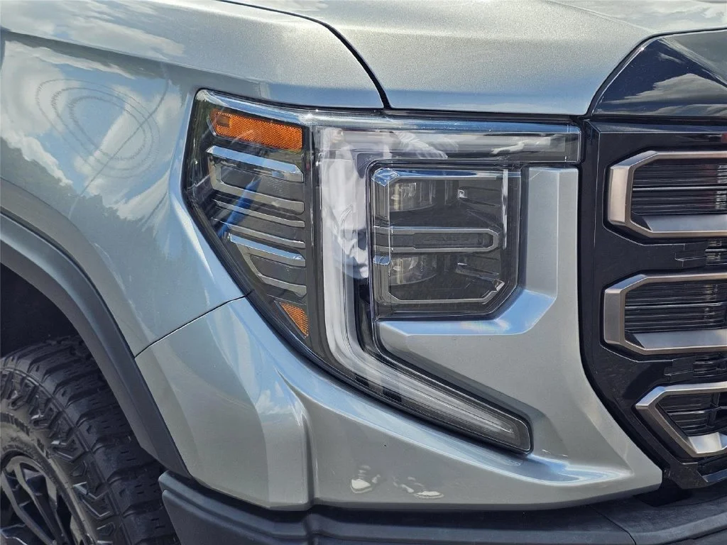 Used 2023 Sterling Metallic GMC AT4X image 4