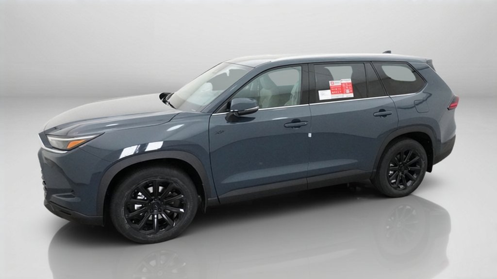 New 2026 Storm Cloud Toyota XLE image 33