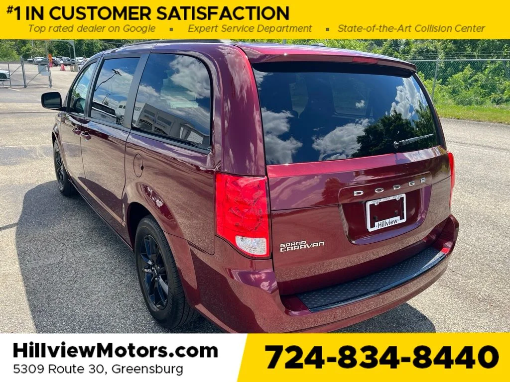 Used 2019 Red Dodge SE image 3