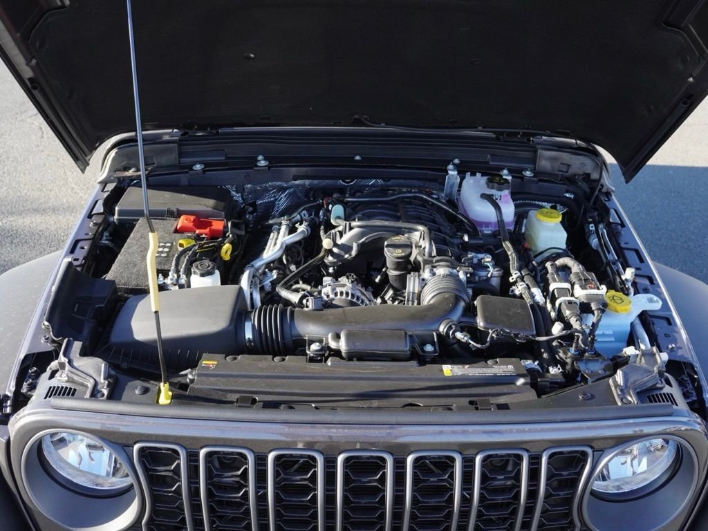 New 2026 Granite Crystal Metallic Clear-Coat Exterior Paint Jeep Sport S image 28