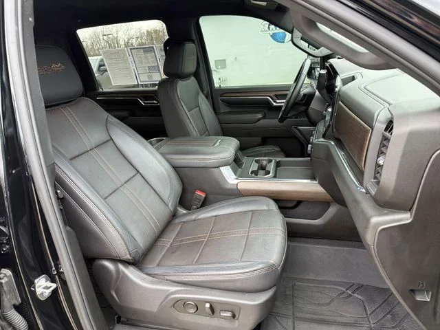 Used 2024 Black Chevrolet High Country image 26
