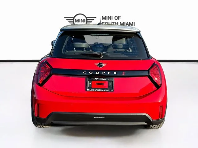 New 2026 Red MINI Signature Plus image 5