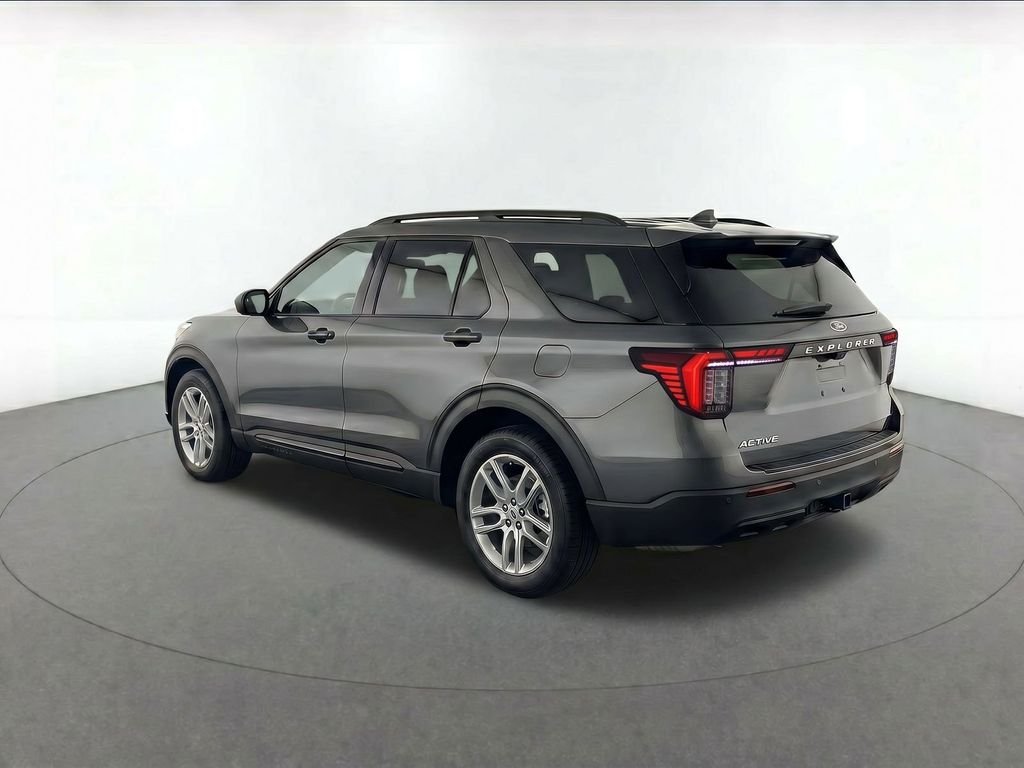 New 2026 Carbonized Gray Metallic Ford Active image 5