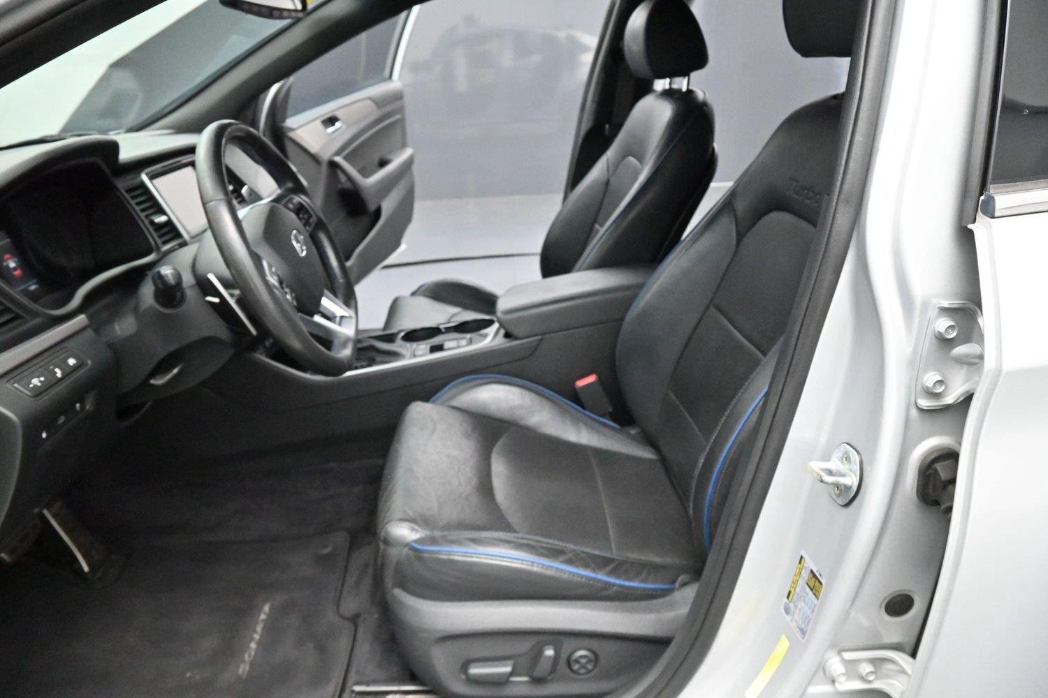 Used 2019 Symphony Silver Hyundai Limited image 13