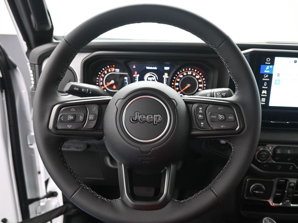 New 2025 Bright White Clear-Coat Exterior Paint Jeep Sport S image 23
