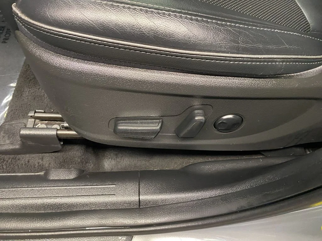 Used 2022 Gray Hyundai SEL image 10