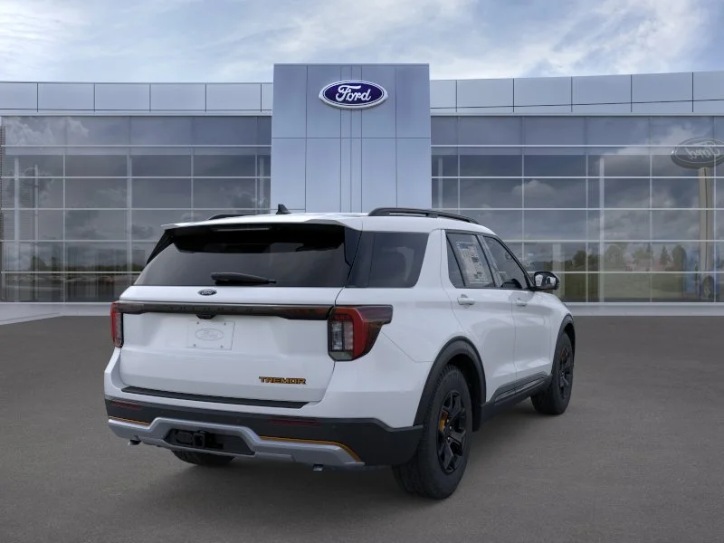 New 2026 Space White Metallic Ford Tremor® image 11