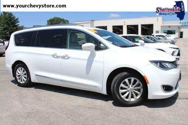 2018 Chrysler Pacifica Touring L Plus