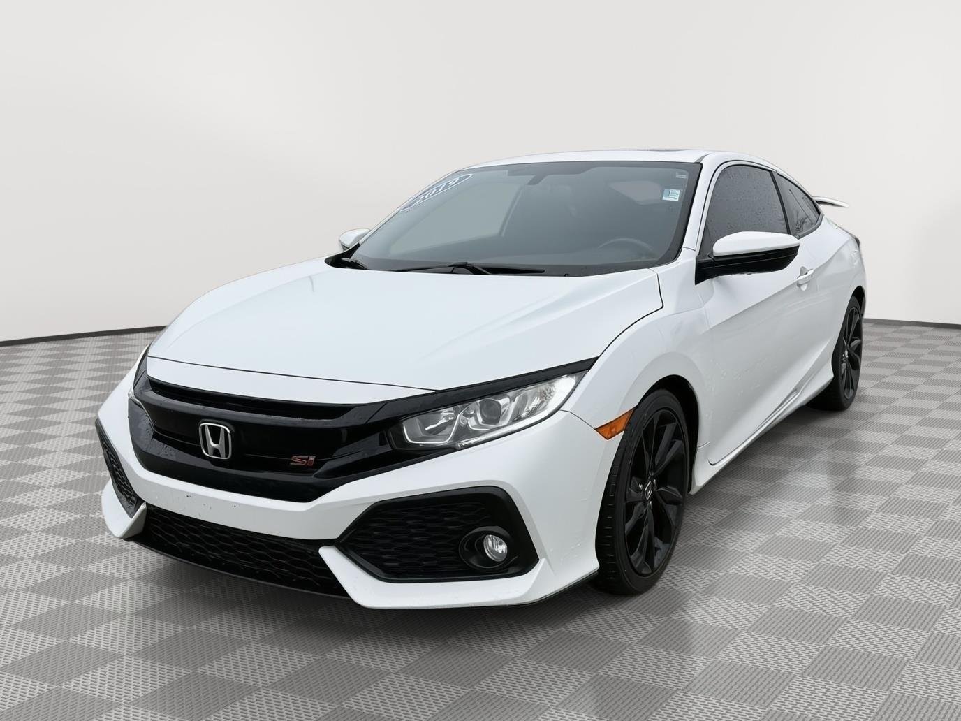Used 2019 Platinum White Pearl Honda Si w/Summer Tires image 3