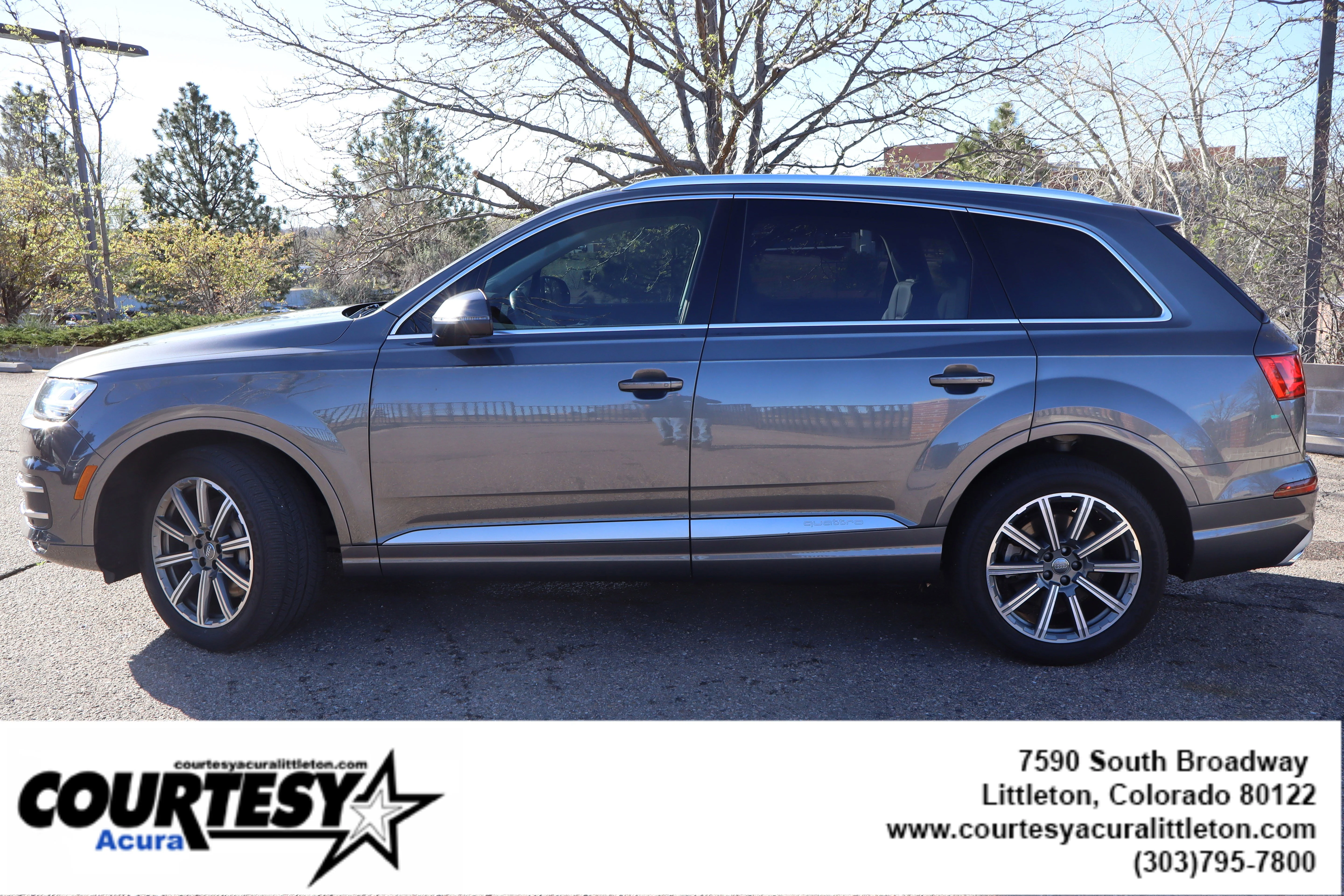 Used 2019 Gray Audi  image 3