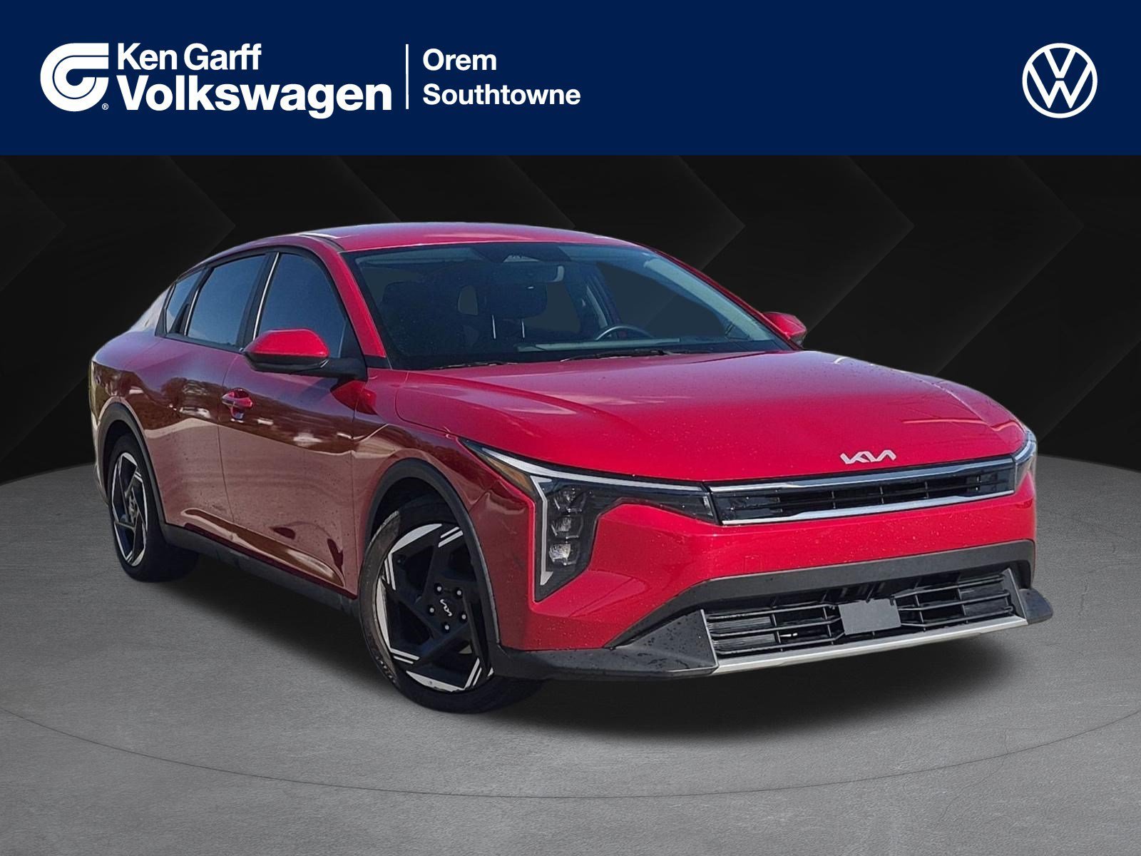Used 2025 Currant Red Kia EX image 1