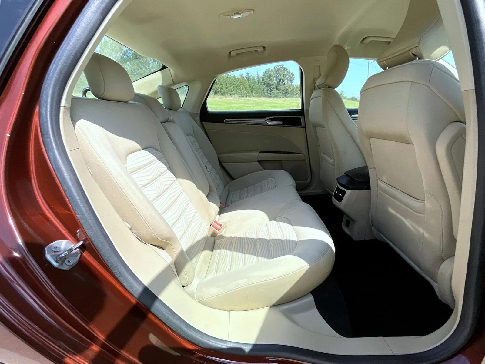 Used 2016 Brown Ford SE image 19