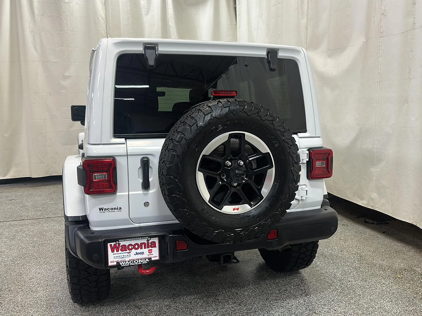 Used 2020 Bright White Clearcoat Jeep Rubicon image 4