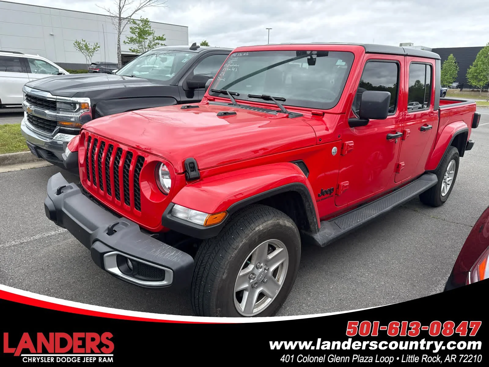 2021 Jeep Gladiator Sport S's photo