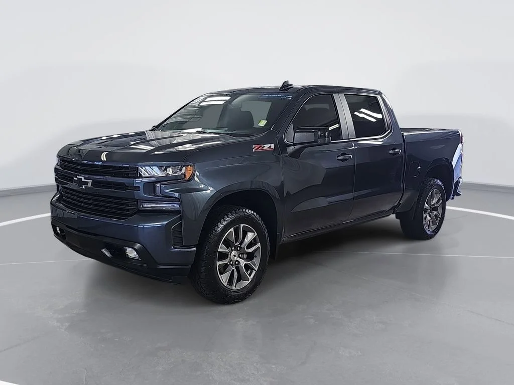 Certified Used 2021 Gray Chevrolet RST image 9